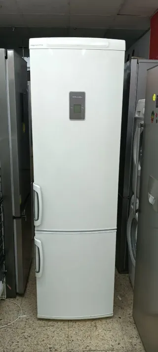 NEVERA ELECTROLUX NO FROST ENERGÍA A+