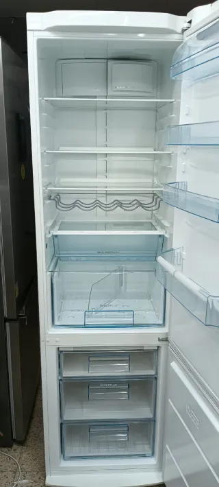 NEVERA ELECTROLUX NO FROST ENERGÍA A+