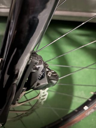 Manillar, Manetas y pinzas freno SRAM Rival Xplr.