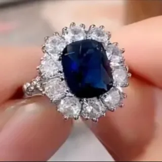 Anillo de Circonitas y Zafiro Lady Di