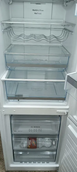 NEVERA COMBI BOSCH NO FROST ENERGÍA A++