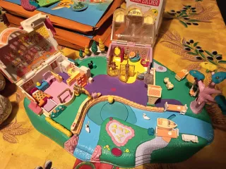 Polly Pocket Boutique Casa Rosa e Lago