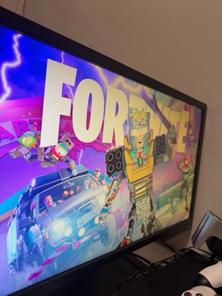 PS4 + 3 Juegos + 2 mandos