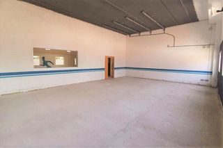 Nave industrial en venta en Cervera