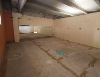 Nave industrial en venta en Cervera