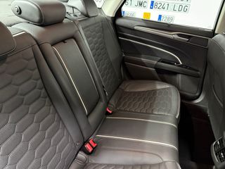 Ford Mondeo Vignale Biturbo