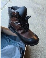 Scarponcino trekking antinfortunistica