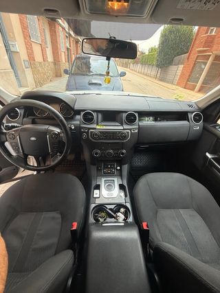 Land Rover Discovery 2014