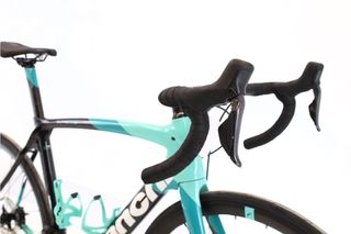 Bianchi Oltre XR3 Di2 12V (carretera) t.56 Reacondicionada