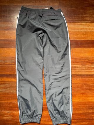 Pantalón Adidas Retro NY City Gris Talla M
