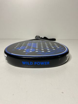 : Pala Padel Kelme Mastin Negra y Azul