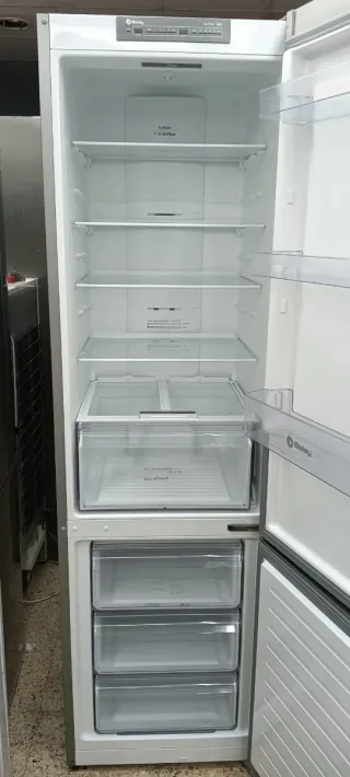 NEVERA COMBI BALAY PUERTA DE CRISTAL NO FROST A++