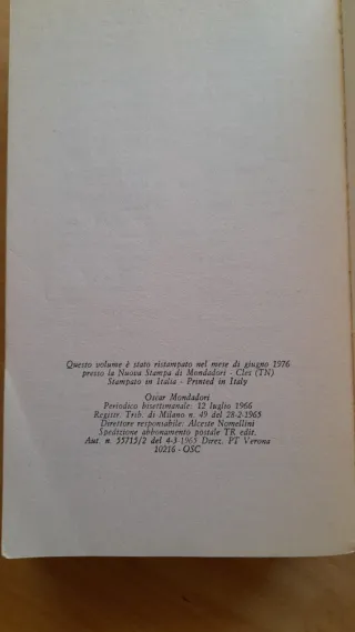 Libri Oscar Mondadori anni 70.