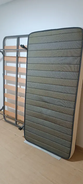 Somier y colchón 90cm