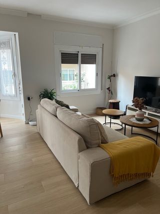 Sofá beige KIVIK ikea