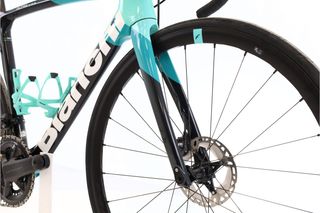Bianchi Oltre XR3 Di2 12V (carretera) t.56 Reacondicionada