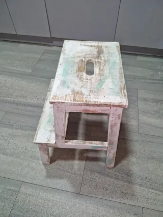 Escalera madera 2 peldaños fácil transportar