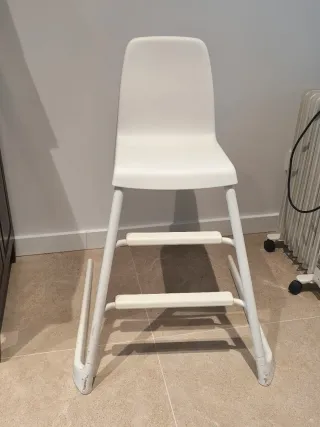 Trona convertible Ikea blanca