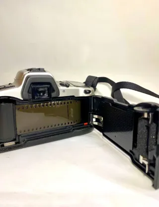 Cámara Minolta Dynax 500si probada y funcionando