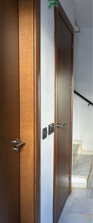 Puerta lisa madera
