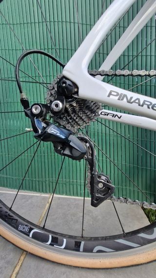 Bicicleta Pinarello Gan Talla 57,5cm - 2020