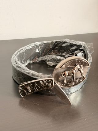 Cinturón Piel Negro Hebilla Vaquera Vintage