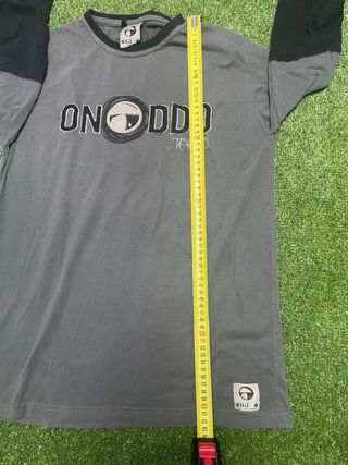 Camiseta Manga Larga Onddo Urbana Gris Negra