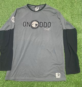 Camiseta Manga Larga Onddo Urbana Gris Negra