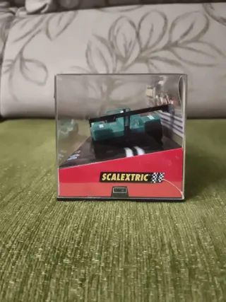 Scalextric Ferrari 333SP Pilot