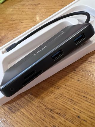 Hub USB-C Anker PowerExpand 8-em-1 PD 10Gbps (Novo