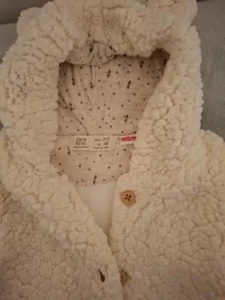 Buzo polar bebé con capucha