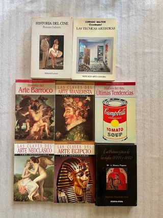 Varios libros de Historia del Arte