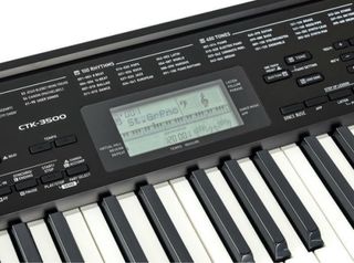 Teclado Casio CTK-3500 con funda y soporte. Nuevo