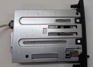 HP Pocket Media Drive Bay 5003 0667 con cavo