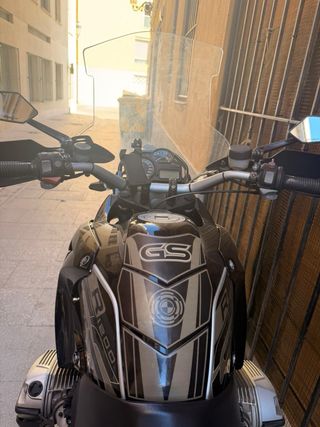 BMW R1200GS Adventure Negra