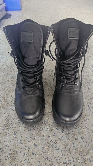 Stivali anfibi neri marca Radar