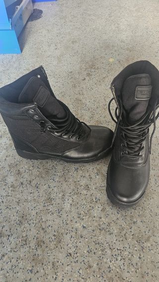 Stivali anfibi neri marca Radar