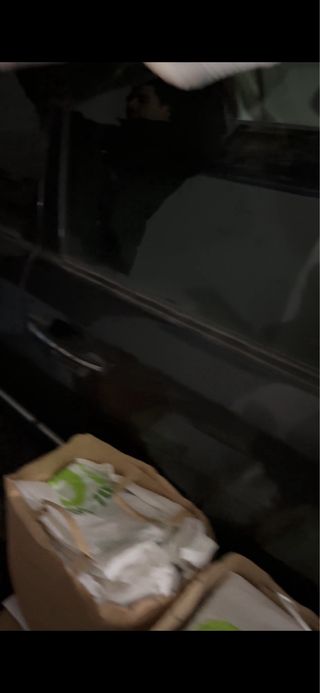 Mercedes E300 4MATIC arranca, para reparar