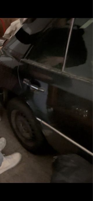 Mercedes E300 4MATIC arranca, para reparar