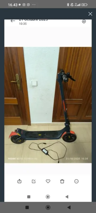 Patinete Eléctrico Red Bull Racing Club