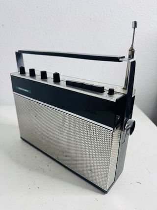 Radio Transistor SABA Transatlantic Alemania