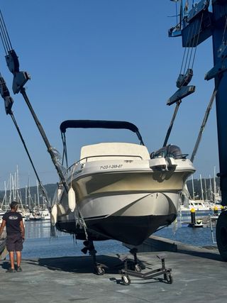 Rio 650 Day Cruiser (Licencia Navegación)