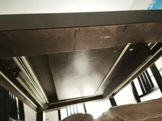 Mesa de comedor extensible con 4 sillas