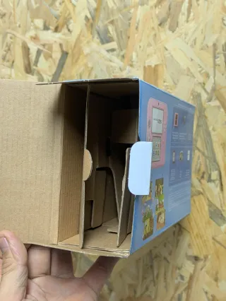 Nintendo 2DS edición limitada Tomodachi Life