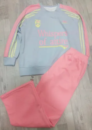 Conjunto deportivo PS Whispers of attire