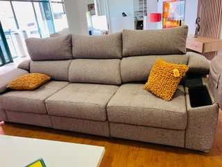 LIQUIDACION SOFA  2 PLAZAS MARRON