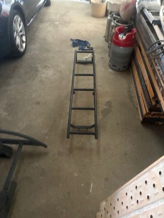 Escalera trasera vaca cruz Nissan/Opel