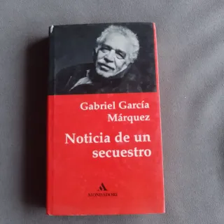 Noticia de un Secuestro por Gabriel Garcia Marquez