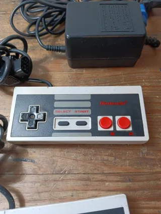 Accesorios Nintendo NES: Mandos y Adaptador