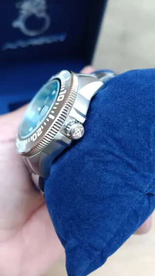 Aragon Divemaster II Caracteres Chinos